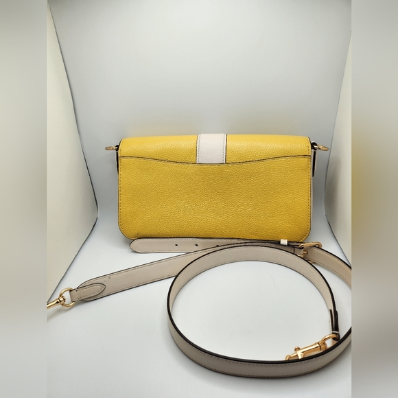 Coach Georgie Shoulder bag in color block. Gold/Retro Yellow/Chalk. - Picture 7 of 10